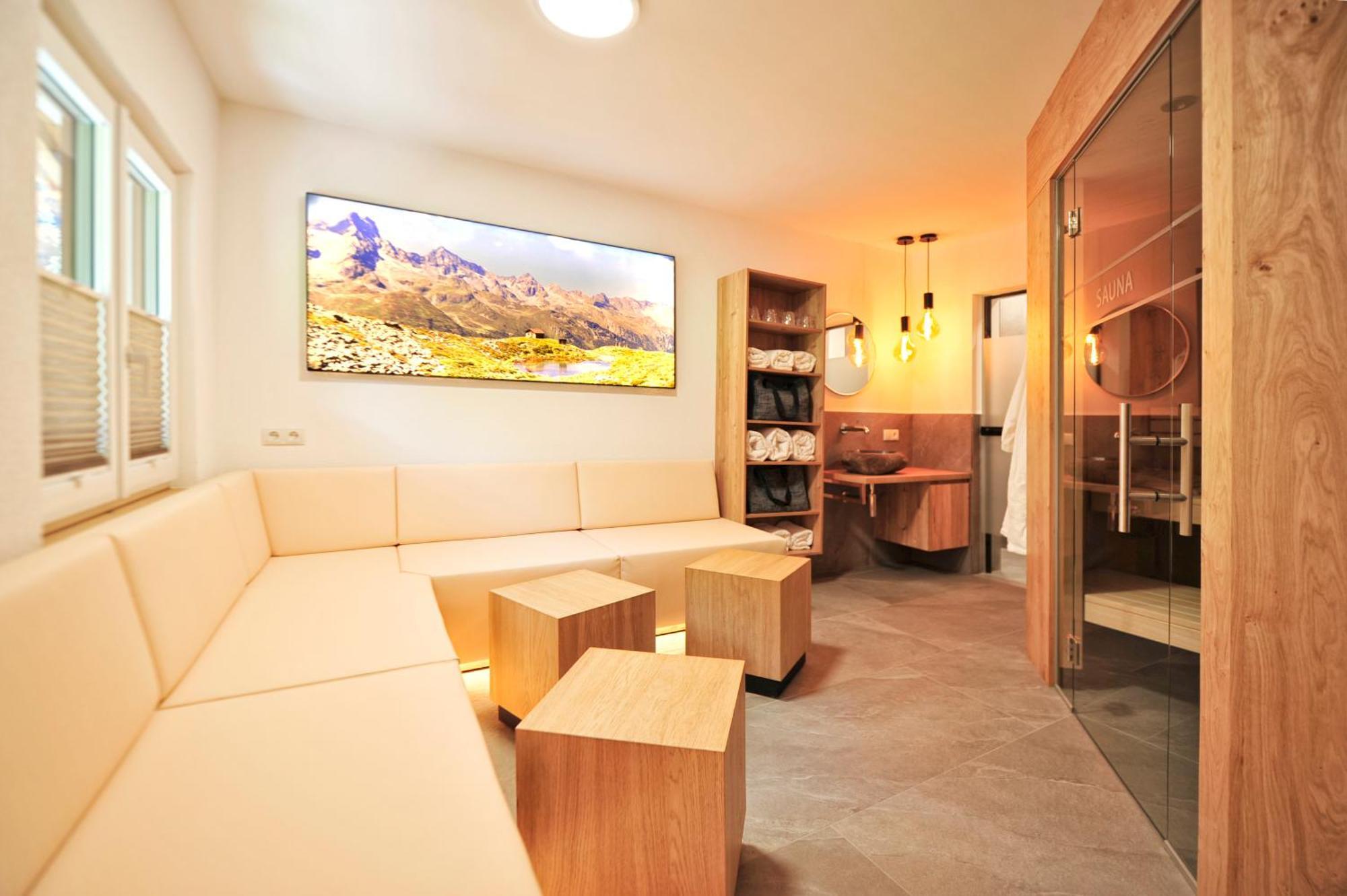 Baeckerei Schranz Bed & Breakfast Sankt Leonhard im Pitztal Luaran gambar