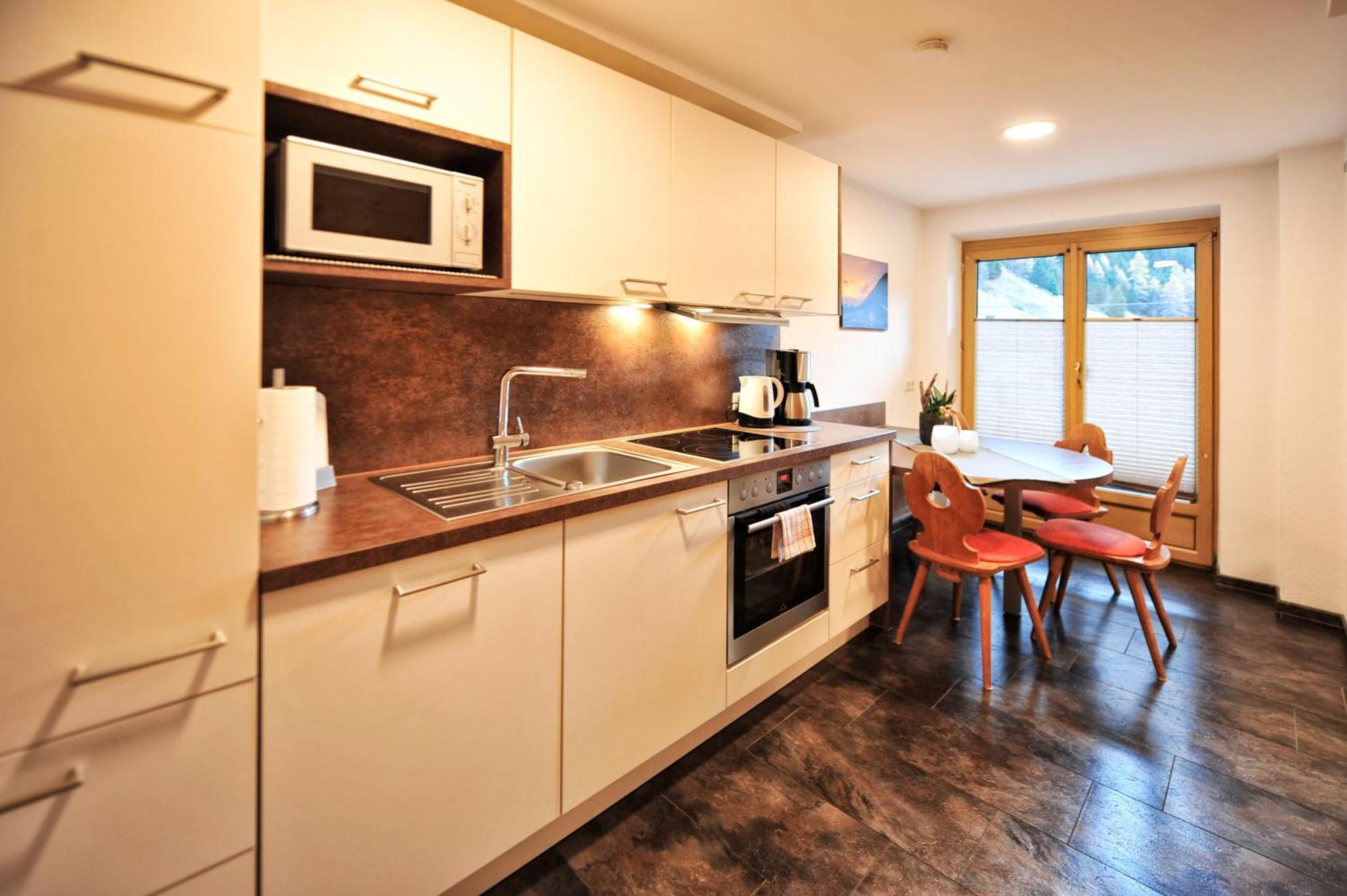Baeckerei Schranz Bed & Breakfast Sankt Leonhard im Pitztal Luaran gambar
